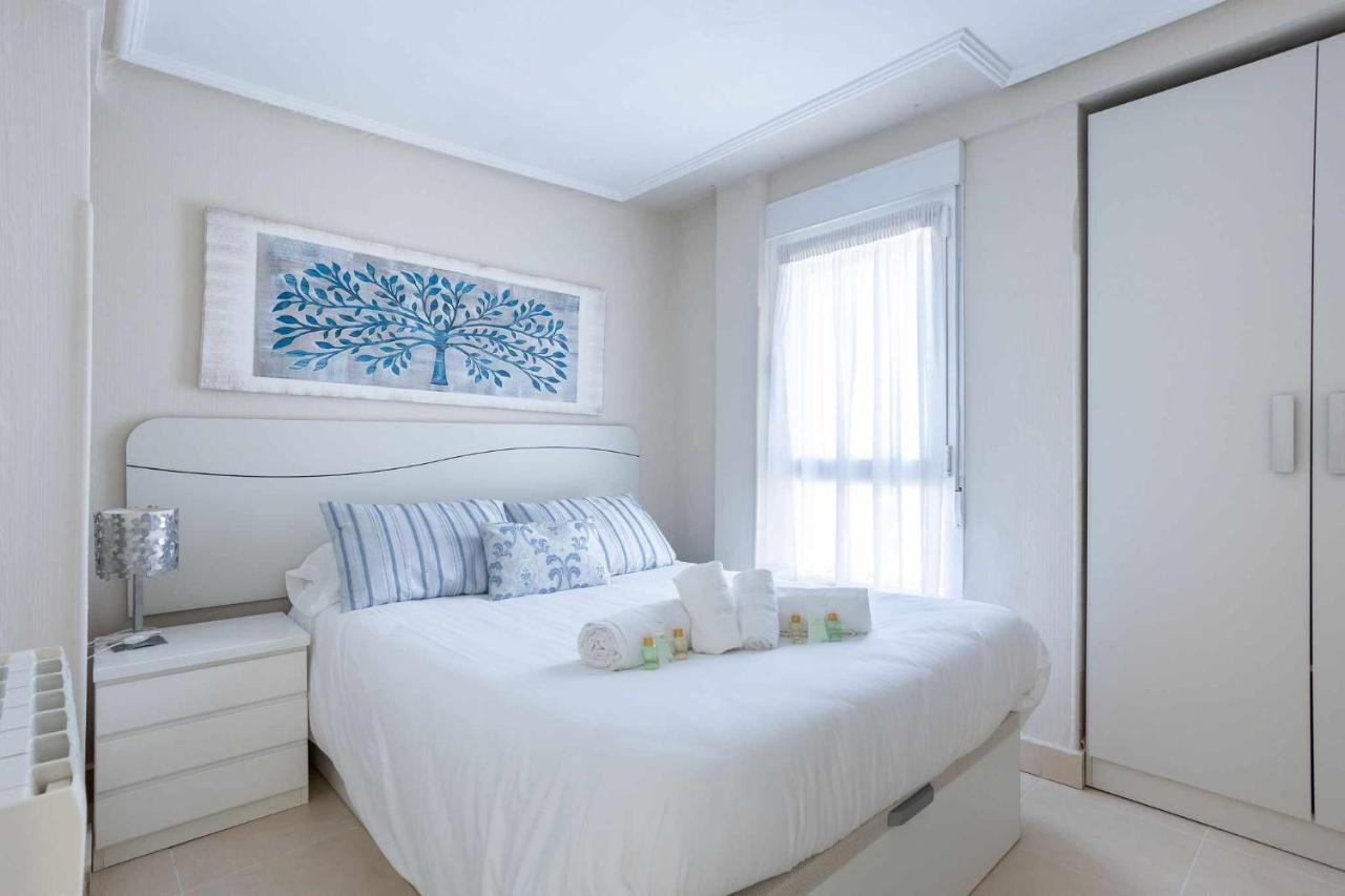 Old Port Apartamento Con Vistas Al Puerto 베르메오 외부 사진