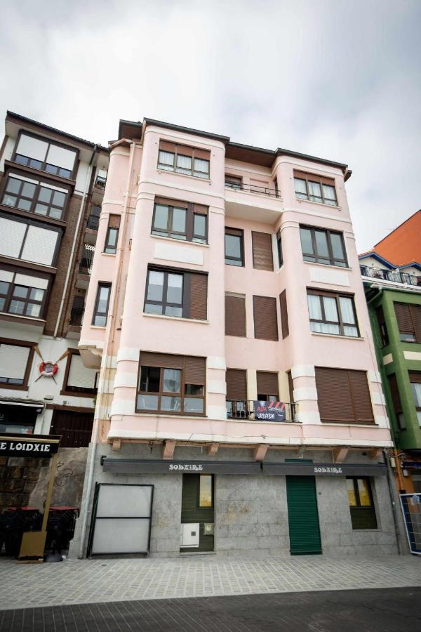 Old Port Apartamento Con Vistas Al Puerto 베르메오 외부 사진