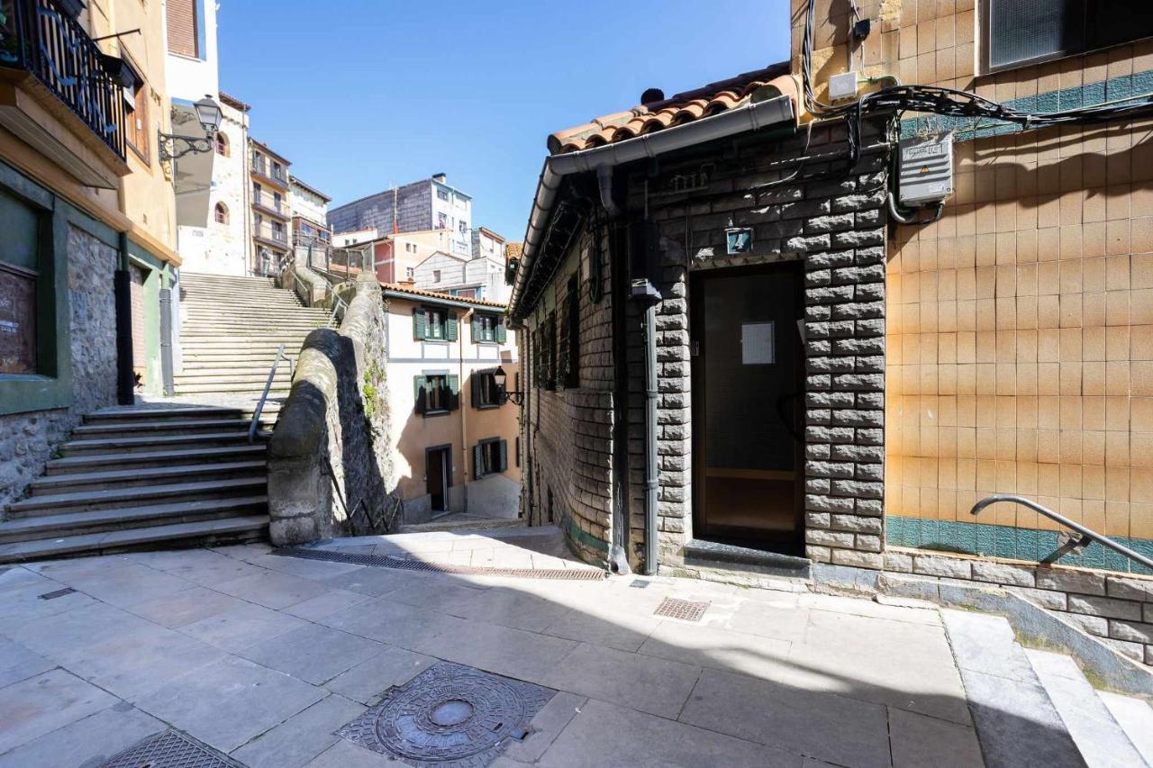 Old Port Apartamento Con Vistas Al Puerto 베르메오 외부 사진
