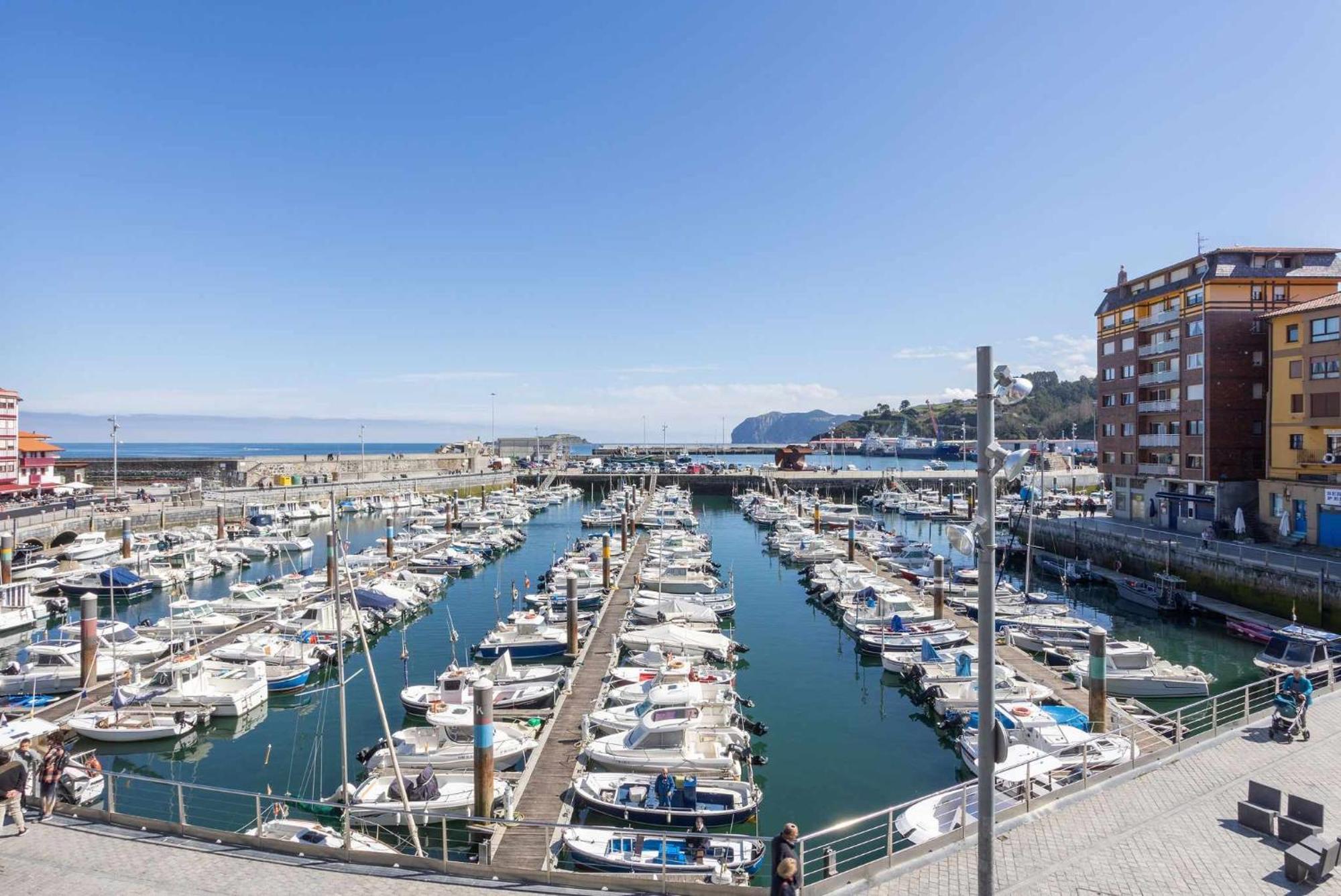 Old Port Apartamento Con Vistas Al Puerto 베르메오 외부 사진